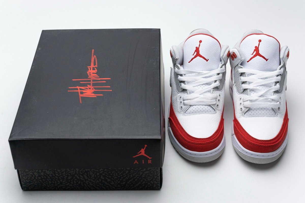 air jordan 3 retro tinker air max 1 university red
