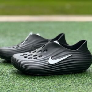 nike clogs with holes